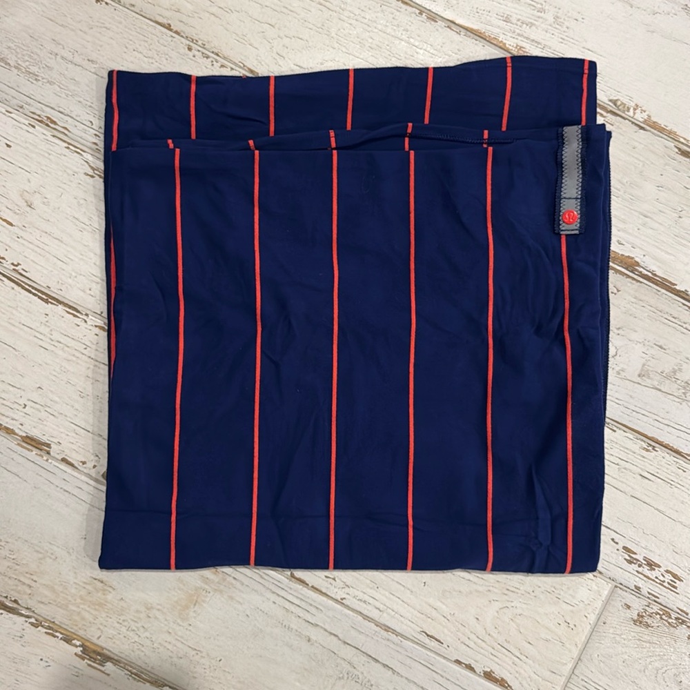LULULEMON Navy with Coral stripes- Vinyasa Scarf with Snaps